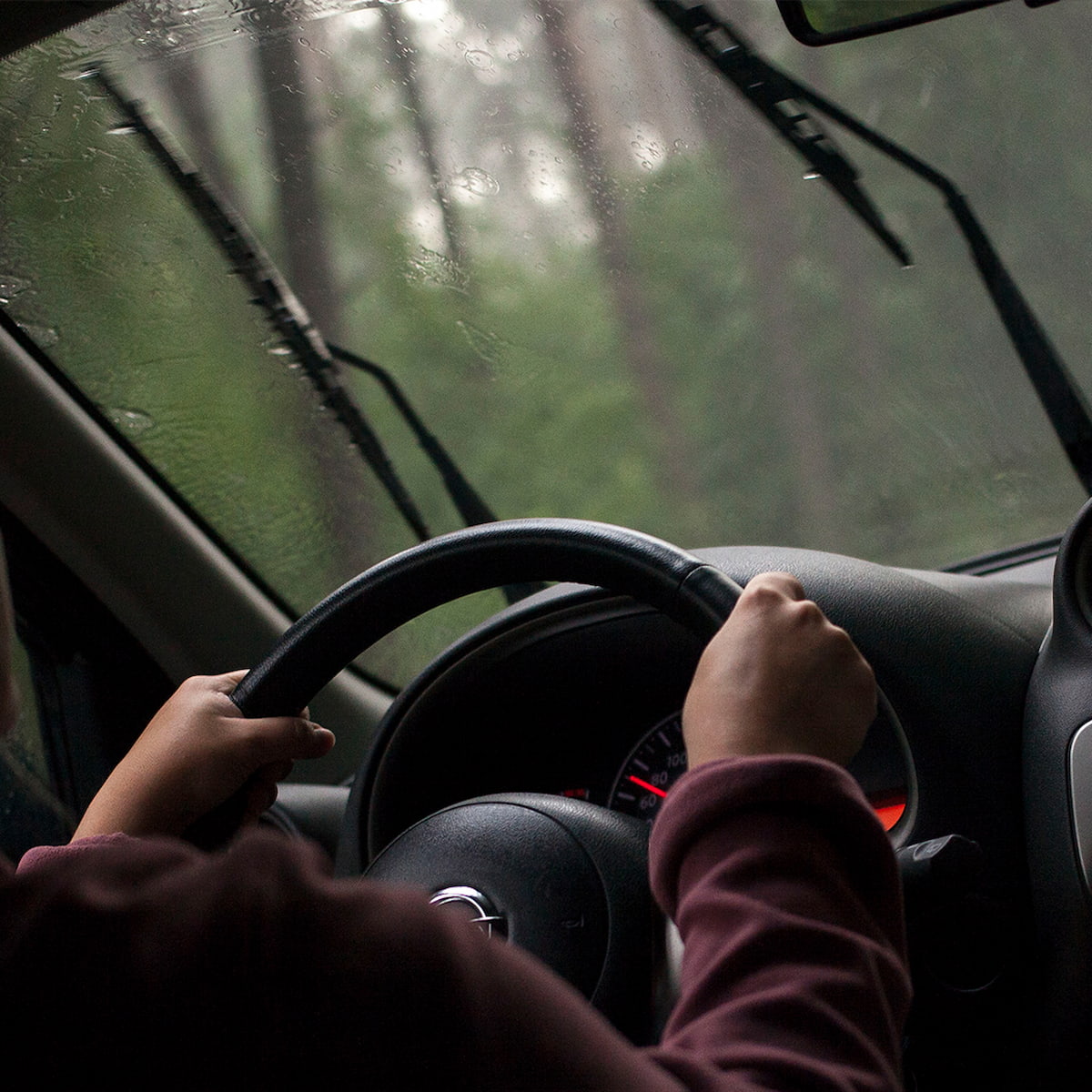 windscreen while driving in rain